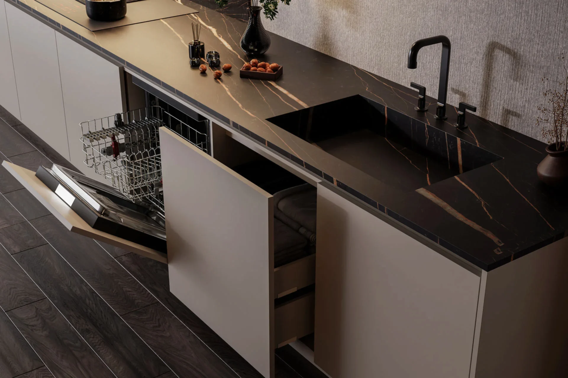 Lamar Poselen Sahara Noir