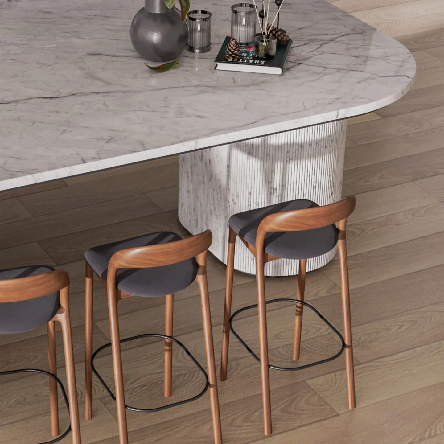 Lamar Poselen Statuarietto